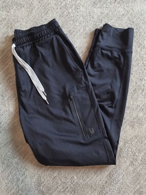 Men's Vuori Sunday Joggers Black